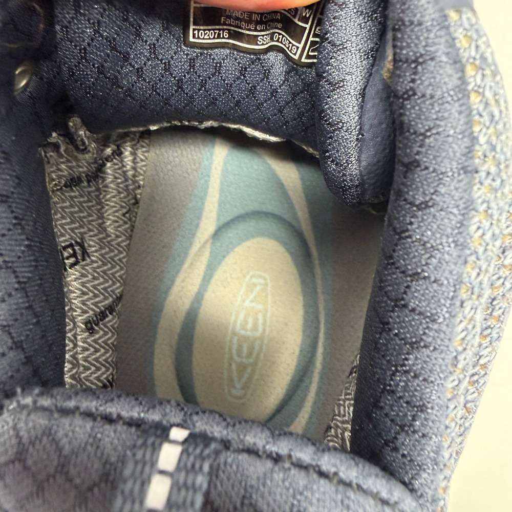 KEEN Terradora Waterproof Hiking Boots Womens 8.5 Blue Grey 1020716 Mid Hiker - Picture 9 of 10